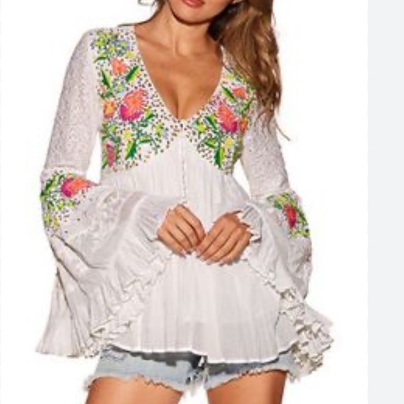 Boston Proper Tops - Boston Proper White Embroidered Boho Peasant Blouse